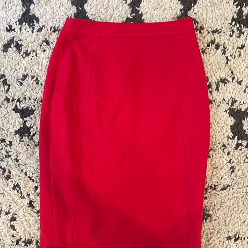 Halogen red pencil skirt good condition